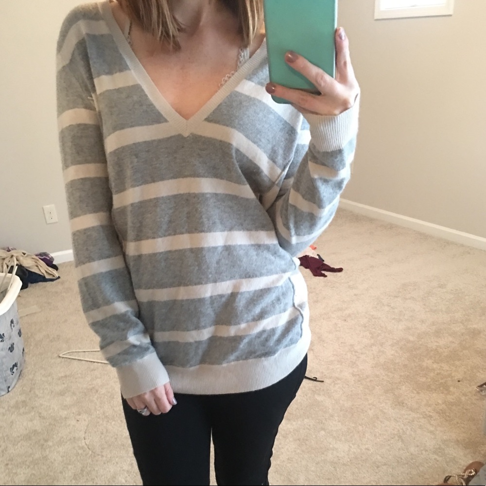 Madewell Wallace striped v-neck sweater M